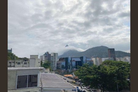 Casa à venda com 1000m², 13 quartos e 6 vagas
