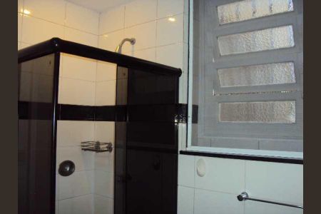 Apartamento à venda com 77m², 2 quartos e sem vaga