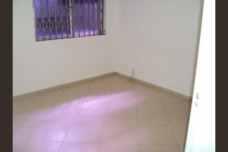 Apartamento à venda com 77m², 2 quartos e sem vaga