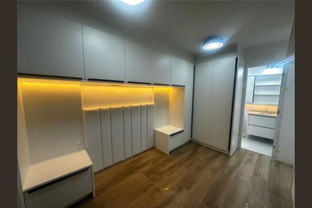 Apartamento à venda com 65m², 2 quartos e 1 vaga