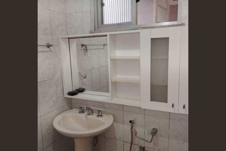 Apartamento à venda com 80m², 3 quartos e sem vaga