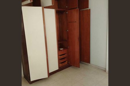Apartamento à venda com 80m², 3 quartos e sem vaga