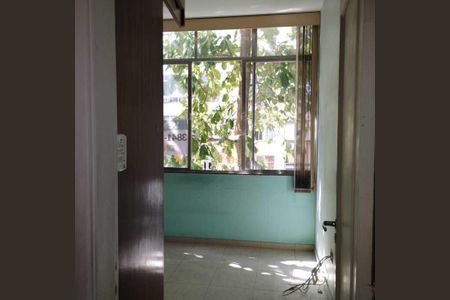 Apartamento à venda com 80m², 3 quartos e sem vaga