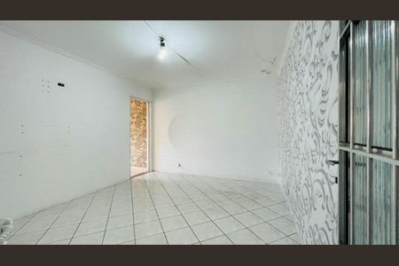 Casa à venda com 99m², 3 quartos e sem vaga