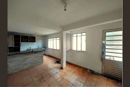 Casa à venda com 4 quartos, 120m² em Rio Pequeno, São Paulo