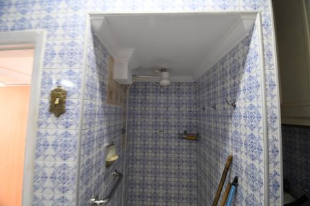 Apartamento à venda com 110m², 2 quartos e sem vagaBanheiro