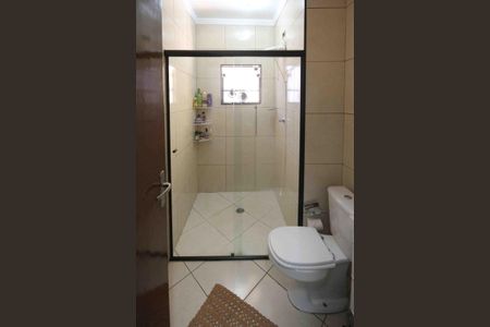 Casa à venda com 540m², 5 quartos e 4 vagasBanheiro da Suite