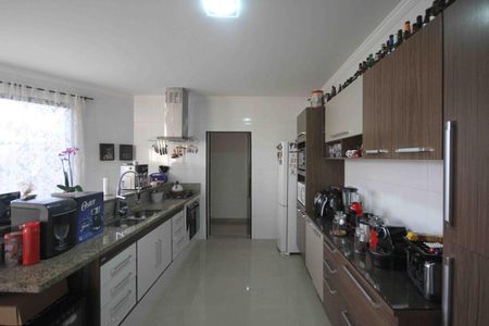 Casa à venda com 540m², 5 quartos e 4 vagasCozinha