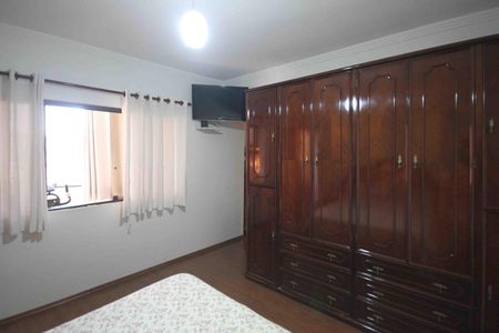 Casa à venda com 540m², 5 quartos e 4 vagasSuite