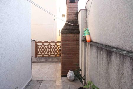 Casa à venda com 540m², 5 quartos e 4 vagasQuintal casa 02