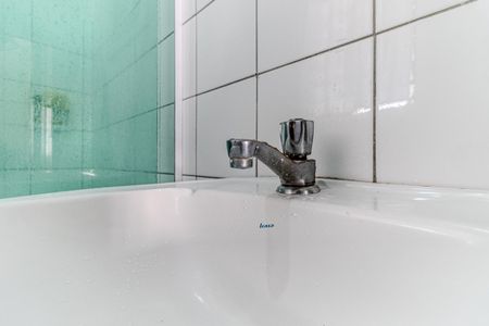 Apartamento à venda com 95m², 2 quartos e 1 vaga Apartamento à venda com 95m², 2 quartos e 1 vagaBanheiro