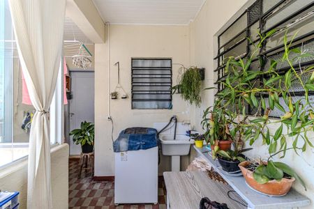 Apartamento à venda com 95m², 2 quartos e 1 vaga Apartamento à venda com 95m², 2 quartos e 1 vagaÁrea de Serviço
