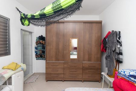 Casa à venda com 100m², 3 quartos e 2 vagasSuíte