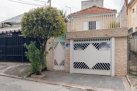 Casa à venda com 100m², 3 quartos e 2 vagasFachada