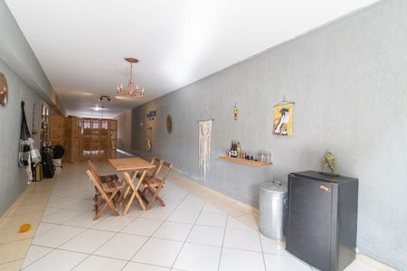 Casa à venda com 164m², 3 quartos e 4 vagasGaragem