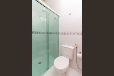 Casa à venda com 164m², 3 quartos e 4 vagasBanheiro da Suíte 02