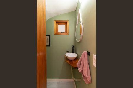 Casa à venda com 164m², 3 quartos e 4 vagasLavado 01