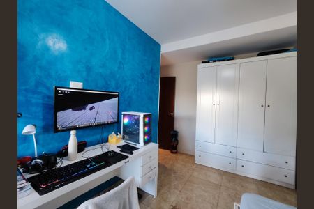 Apartamento à venda com 370m², 5 quartos e 3 vagasQuarto