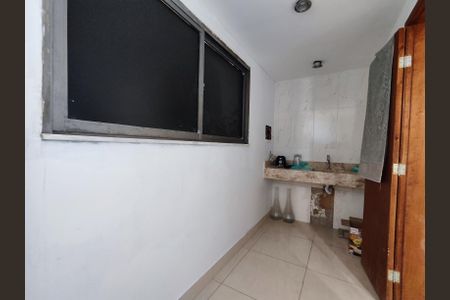 Apartamento à venda com 370m², 5 quartos e 3 vagasBanheiro da Suíte 1