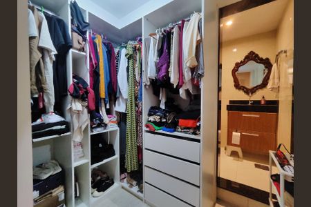Apartamento à venda com 370m², 5 quartos e 3 vagasCloset da suíte 3