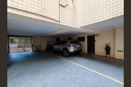 Apartamento à venda com 370m², 5 quartos e 3 vagasÁrea comum - Garagem