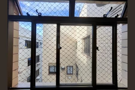 Apartamento à venda com 370m², 5 quartos e 3 vagasÁrea de serviço vista