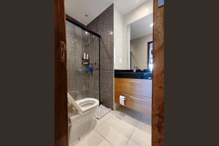 Apartamento à venda com 370m², 5 quartos e 3 vagasBanheiro social