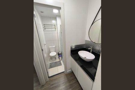 Apartamento para alugar com 36m², 2 quartos e sem vaga Apartamento para alugar com 36m², 2 quartos e sem vagaBanheiro