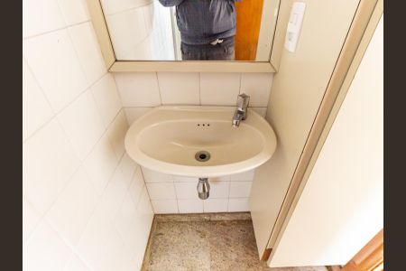 Apartamento à venda com 349m², 3 quartos e 3 vagas Apartamento à venda com 349m², 3 quartos e 3 vagasBanheiro de serviço