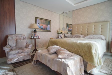 Apartamento à venda com 193m², 2 quartos e 4 vagasSuíte 1