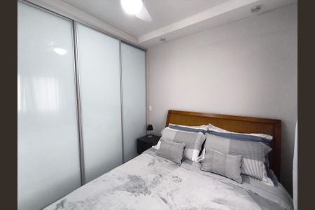 Apartamento à venda com 129m², 3 quartos e 2 vagas Apartamento à venda com 129m², 3 quartos e 2 vagasSuíte