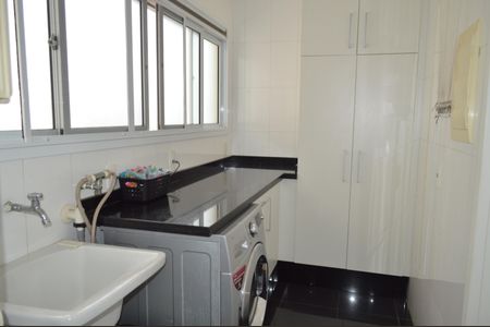 Apartamento à venda com 129m², 3 quartos e 2 vagasÁrea de Serviço