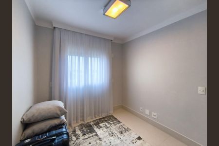 Apartamento à venda com 129m², 3 quartos e 2 vagas Apartamento à venda com 129m², 3 quartos e 2 vagasQuarto 2