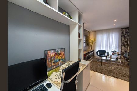 Apartamento à venda com 129m², 3 quartos e 2 vagas Apartamento à venda com 129m², 3 quartos e 2 vagasEscritório