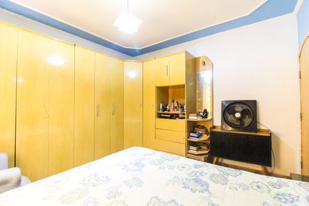 Casa à venda com 180m², 5 quartos e 2 vagas Casa à venda com 180m², 5 quartos e 2 vagasQuarto 2