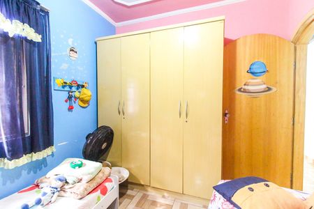 Casa à venda com 180m², 5 quartos e 2 vagas Casa à venda com 180m², 5 quartos e 2 vagasQuarto 1