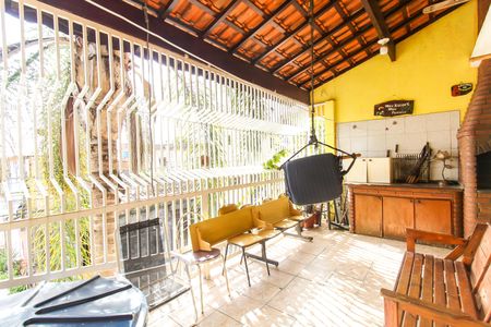 Casa à venda com 180m², 5 quartos e 2 vagas Casa à venda com 180m², 5 quartos e 2 vagasVaranda da Suíte 1