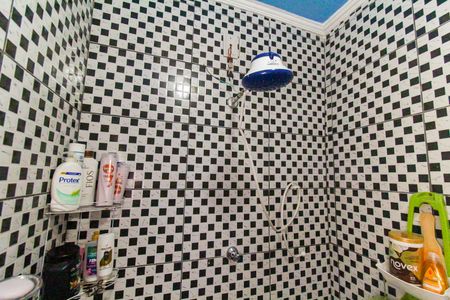 Casa à venda com 180m², 5 quartos e 2 vagas Casa à venda com 180m², 5 quartos e 2 vagasBanheiro da Suíte 1