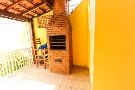 Casa à venda com 180m², 5 quartos e 2 vagas Casa à venda com 180m², 5 quartos e 2 vagasVista do Quarto 2