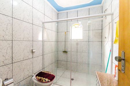 Casa à venda com 180m², 5 quartos e 2 vagas Casa à venda com 180m², 5 quartos e 2 vagasBanheiro 2