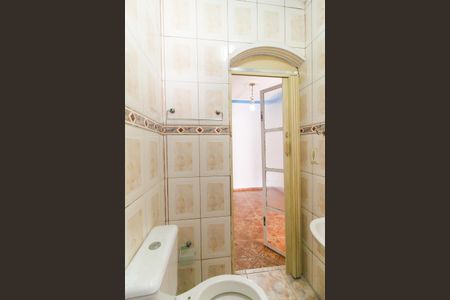 Casa à venda com 180m², 5 quartos e 2 vagas Casa à venda com 180m², 5 quartos e 2 vagasBanheiro da Suíte - casa 2