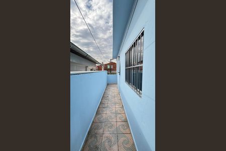 Casa à venda com 155m², 3 quartos e 2 vagas Casa à venda com 155m², 3 quartos e 2 vagasCorredor