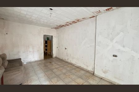 Casa à venda com 155m², 3 quartos e 2 vagas Casa à venda com 155m², 3 quartos e 2 vagasPorão - Cozinha