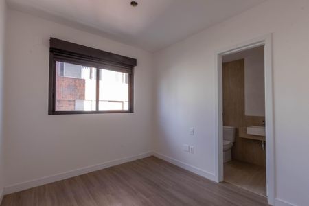 Apartamento à venda com 108m², 3 quartos e 2 vagasSuíte 2