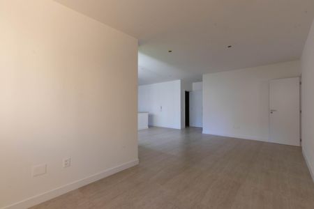 Apartamento à venda com 108m², 3 quartos e 2 vagas Apartamento à venda com 108m², 3 quartos e 2 vagasSala