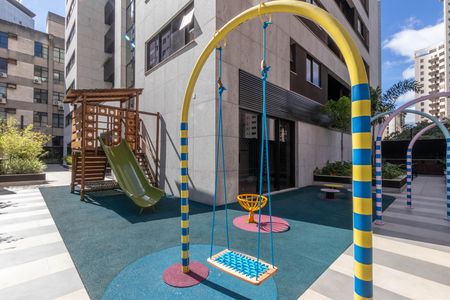 Apartamento à venda com 108m², 3 quartos e 2 vagasÁrea comum - Playground