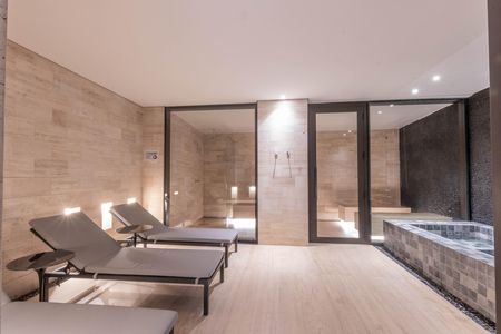 Apartamento à venda com 108m², 3 quartos e 2 vagas Apartamento à venda com 108m², 3 quartos e 2 vagasÁrea comum - Sauna