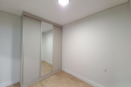 Casa de condomínio à venda com 300m², 4 quartos e 4 vagas Casa de condomínio à venda com 300m², 4 quartos e 4 vagasQuarto 1 - Suíte