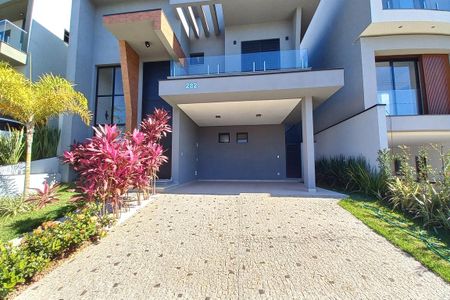 Casa de condomínio à venda com 300m², 4 quartos e 4 vagas Casa de condomínio à venda com 300m², 4 quartos e 4 vagasGaragem