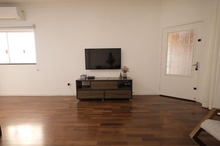 Sala de casa à venda com 2 quartos, 230m² em Vila Assunção, Santo André